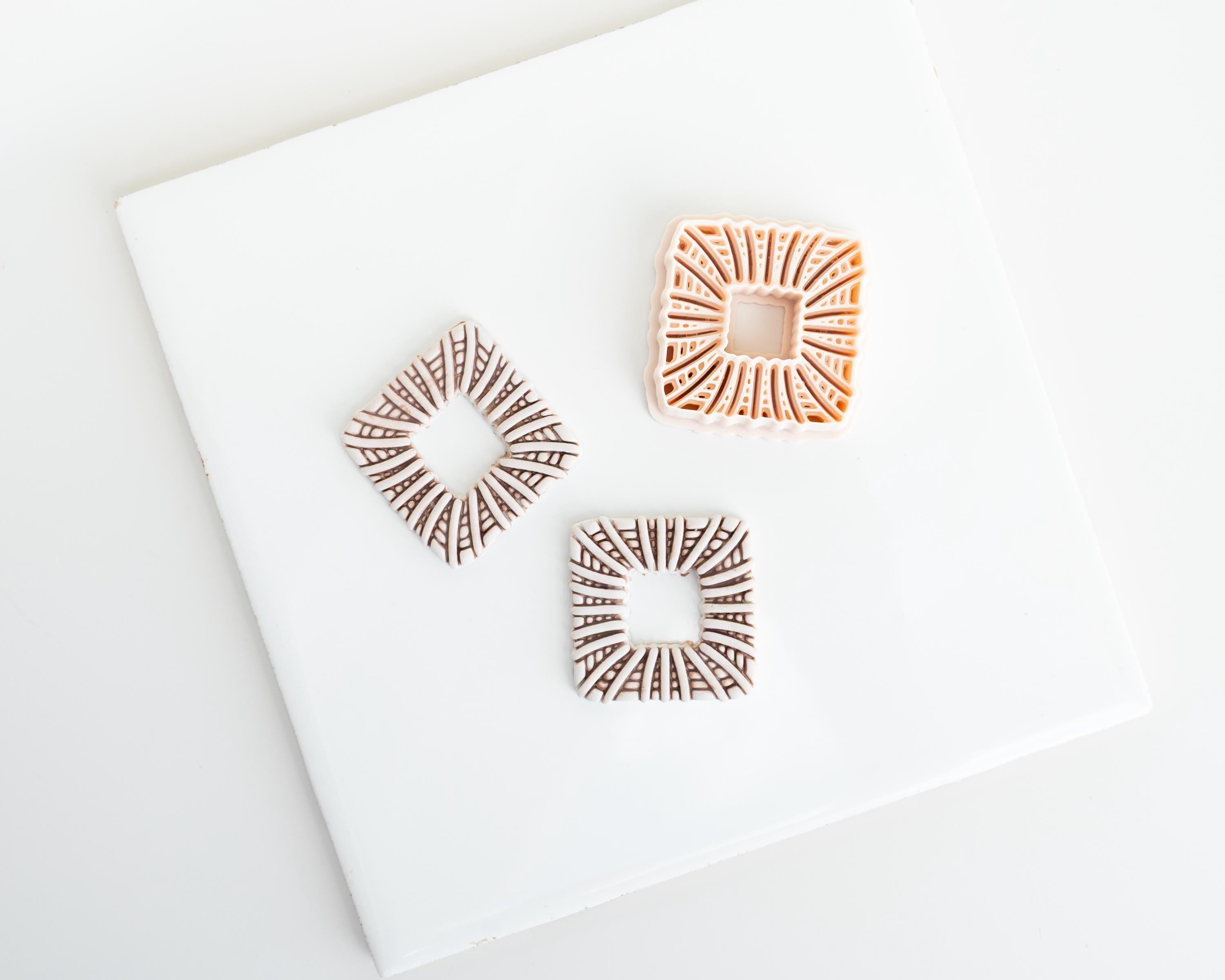 Wicker Square | Rattan embossed cut-out clay cutter
