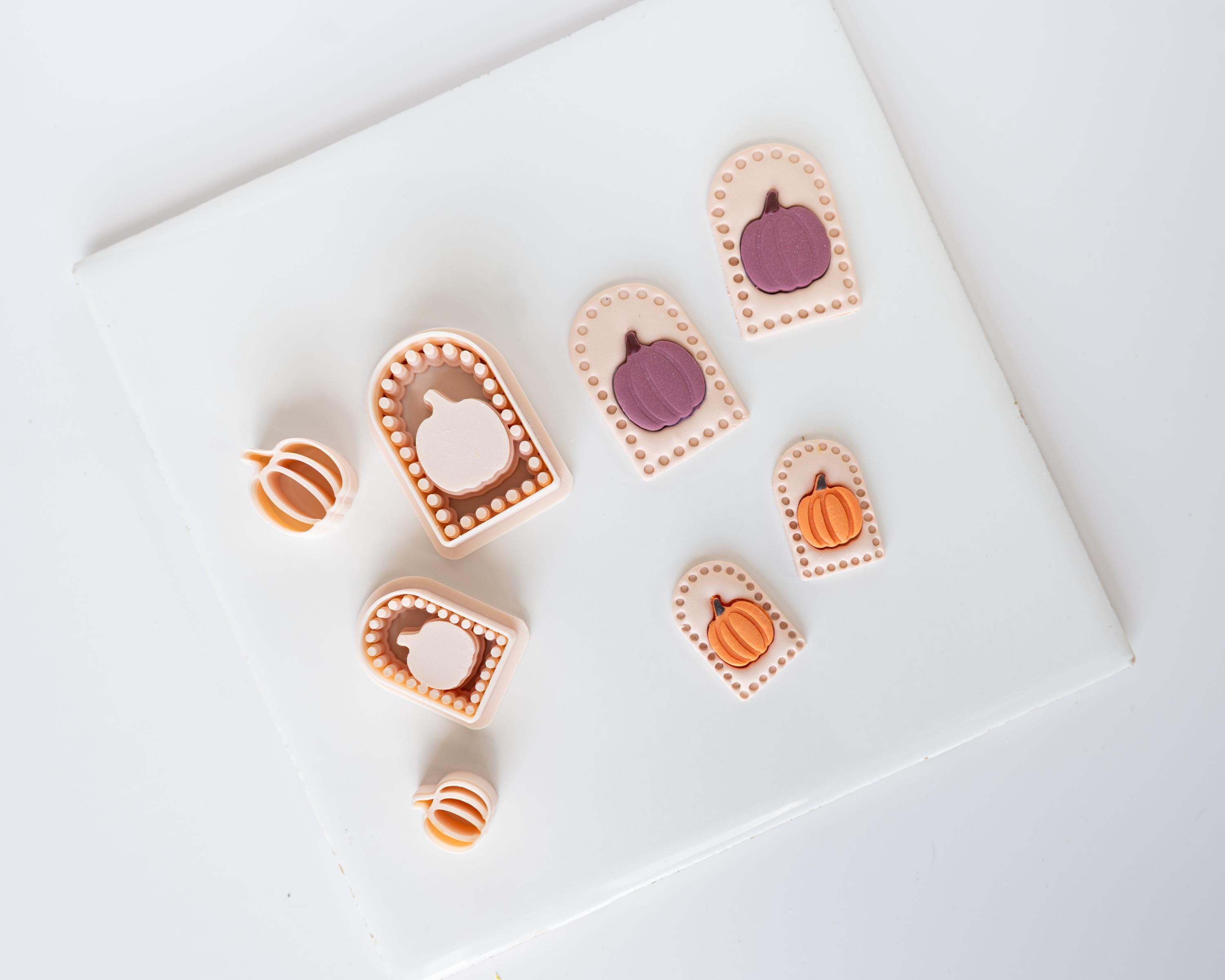 Framed Pumpkin - 2 Piece Clay Cutter Set for Fall and Halloween