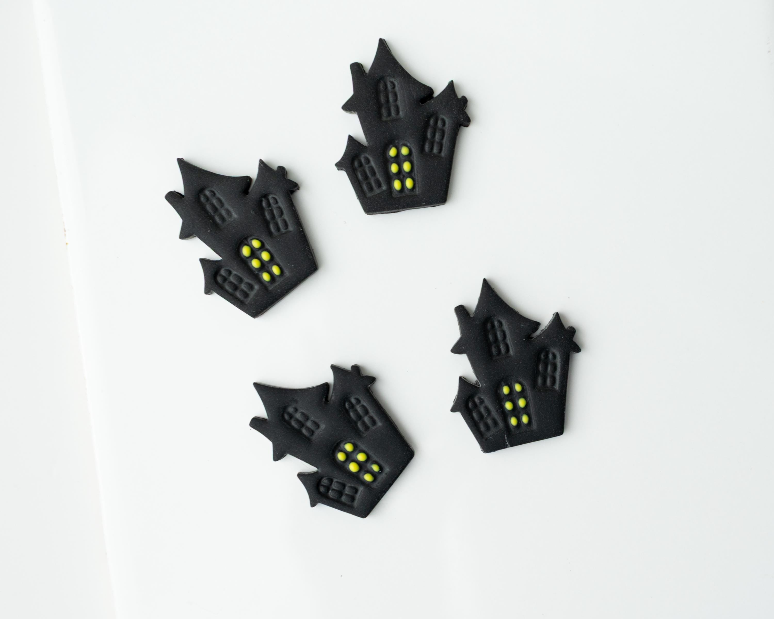 Haunted House | Halloween Gothic styled clay cutter