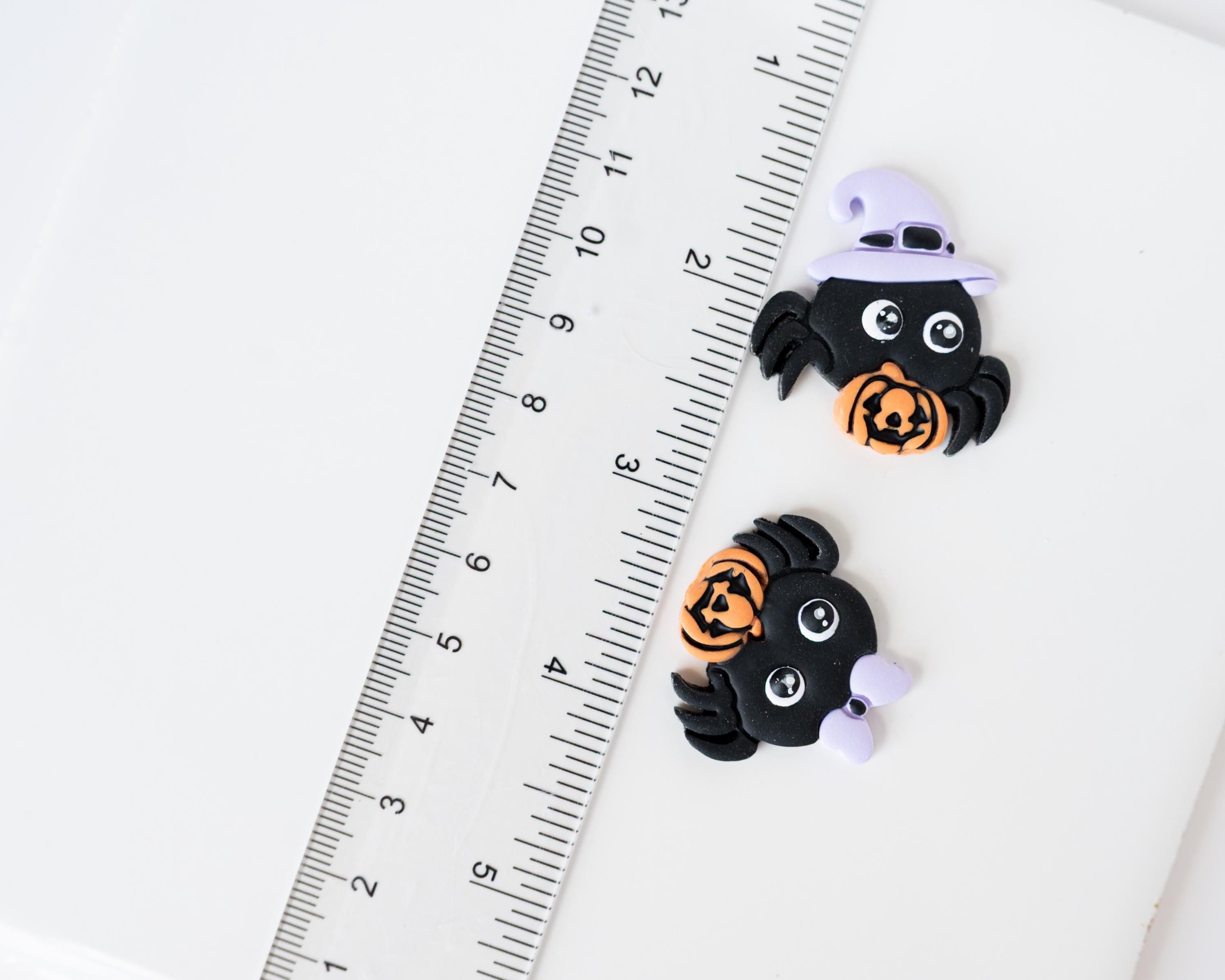 Mr and Mrs Spiders - Mirrored Clay Cutter Set for Halloween