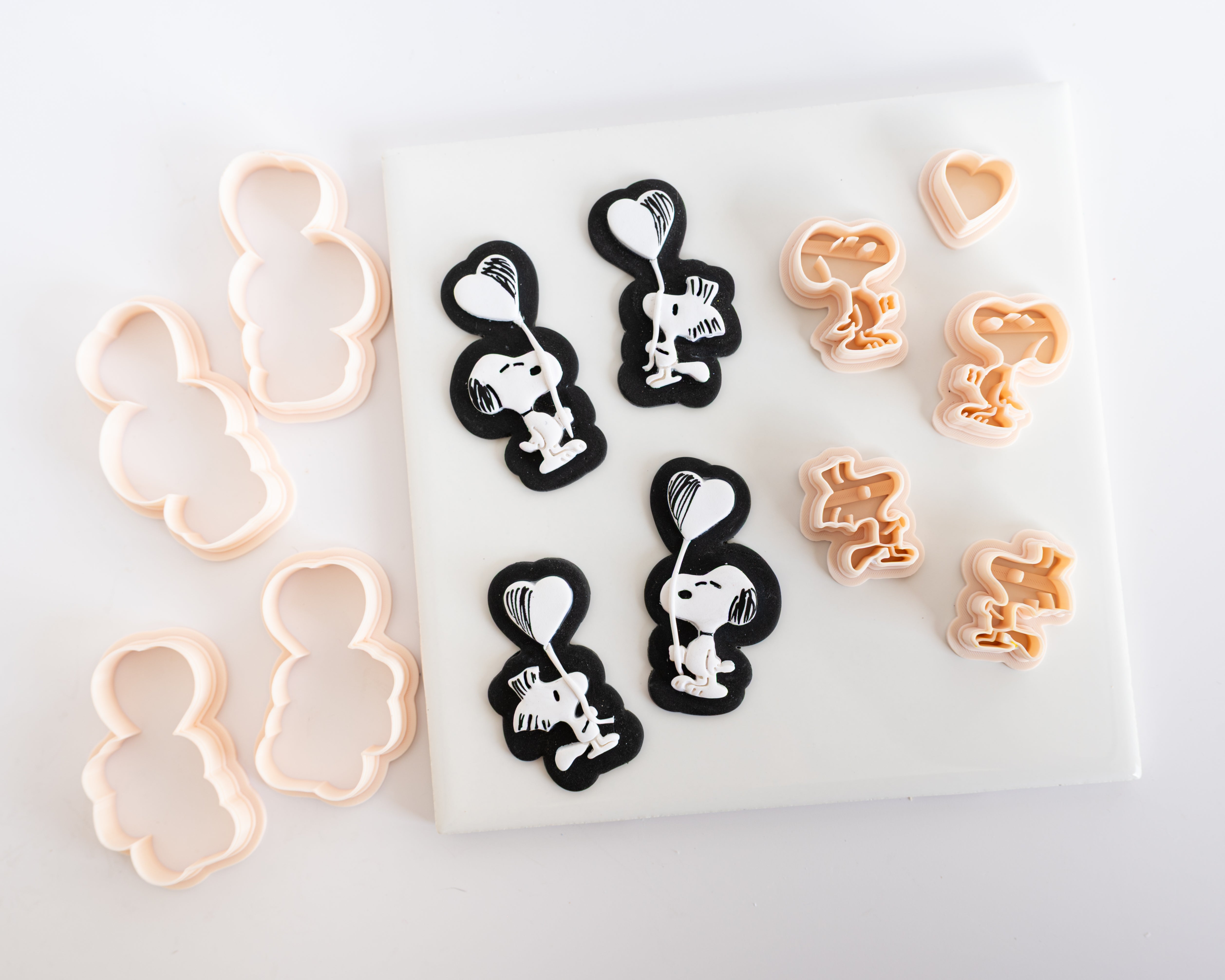 Sketch Snoop-y Collection