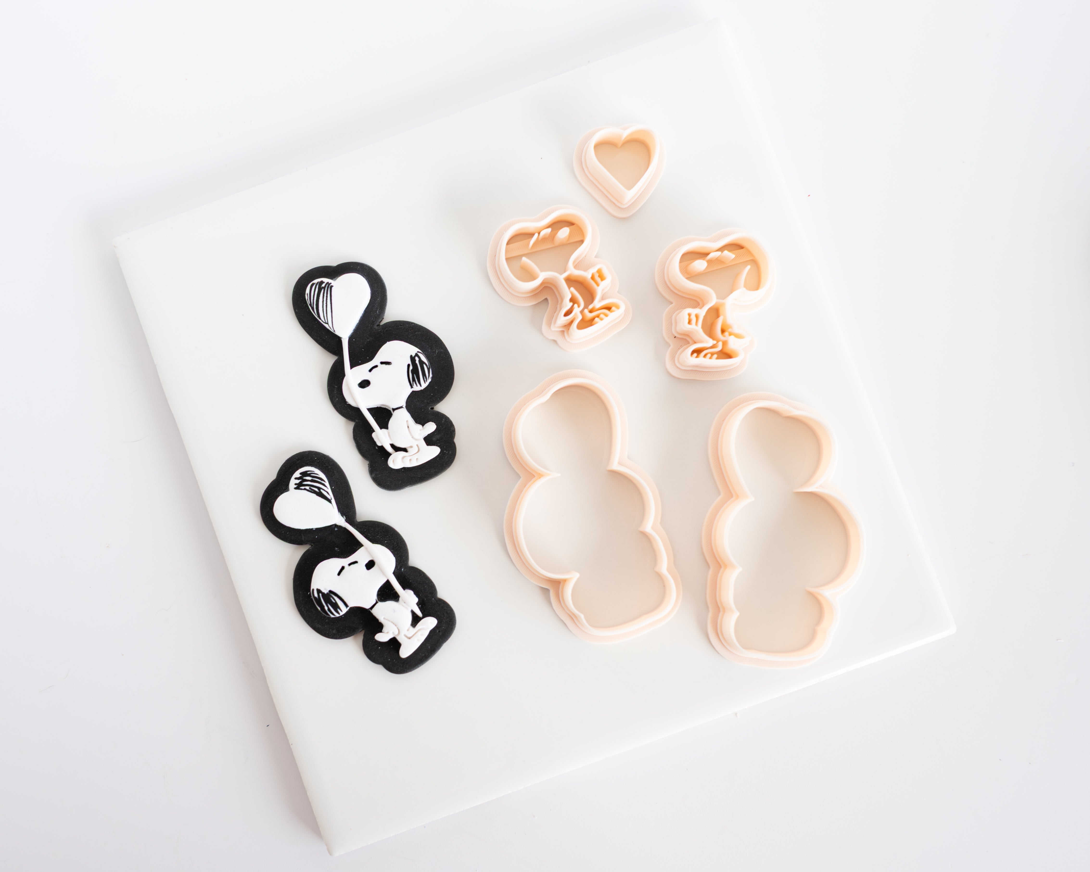 Sketch Snoop-y Collection