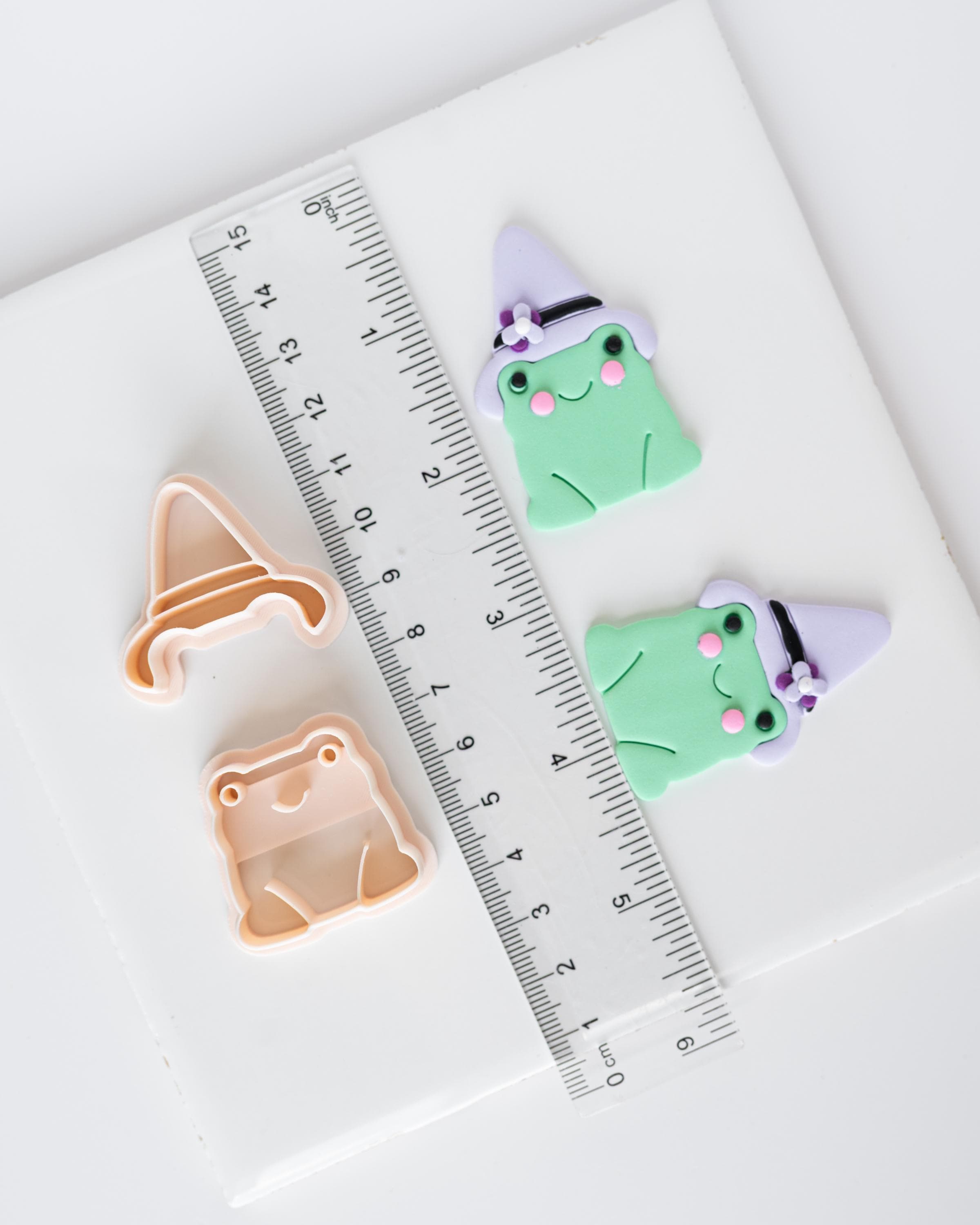 Frog Witch - Clay Cutter Halloween with Witches Hat