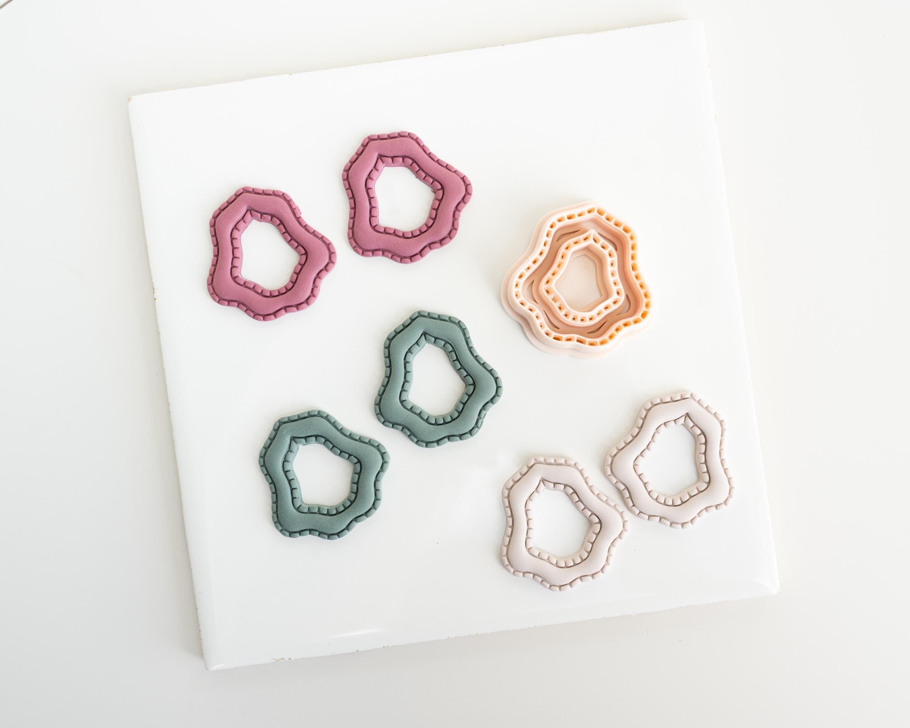 Organic Bubble Dangle | Simple embossed cut-out clay cutter