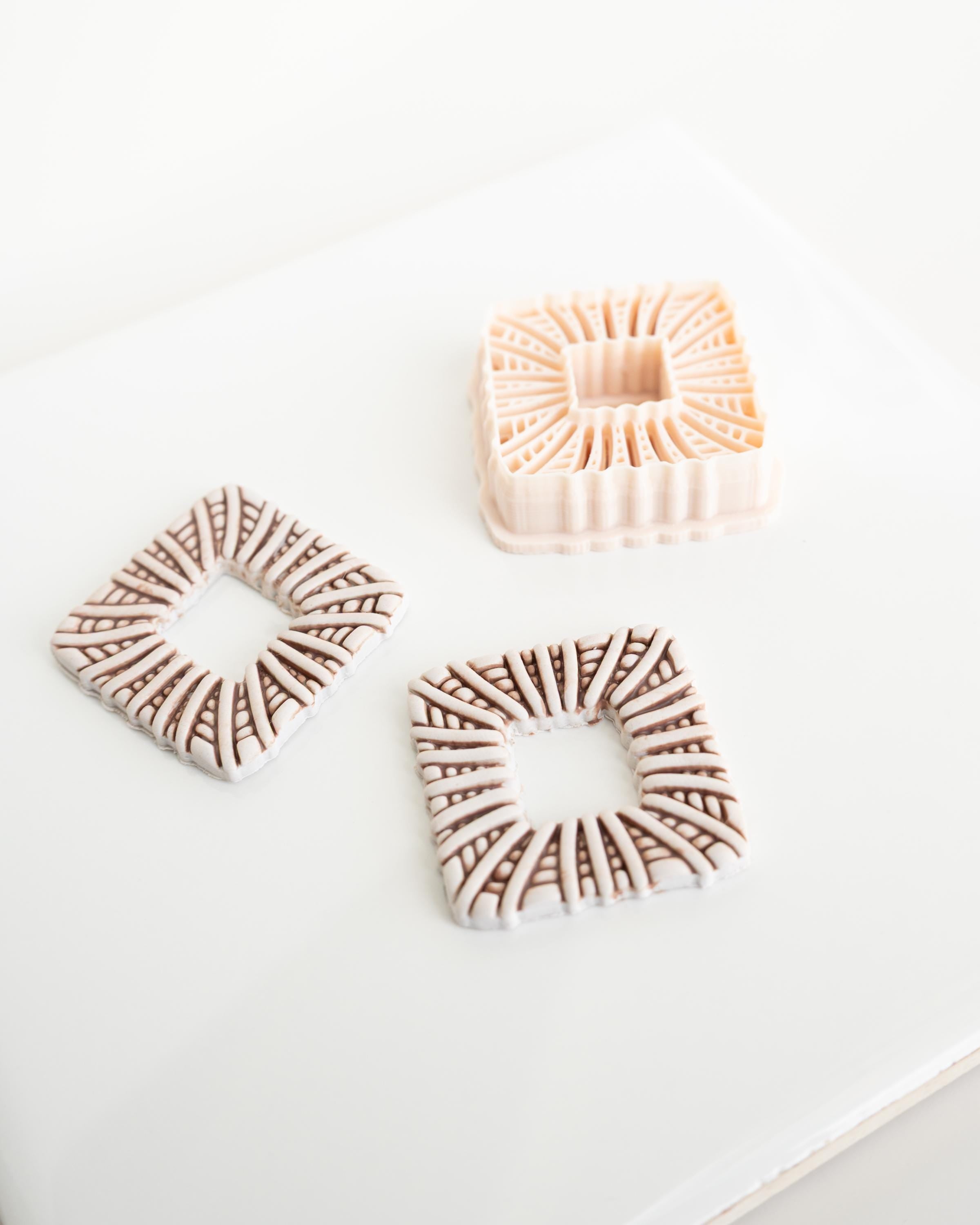 Wicker Square | Rattan embossed cut-out clay cutter