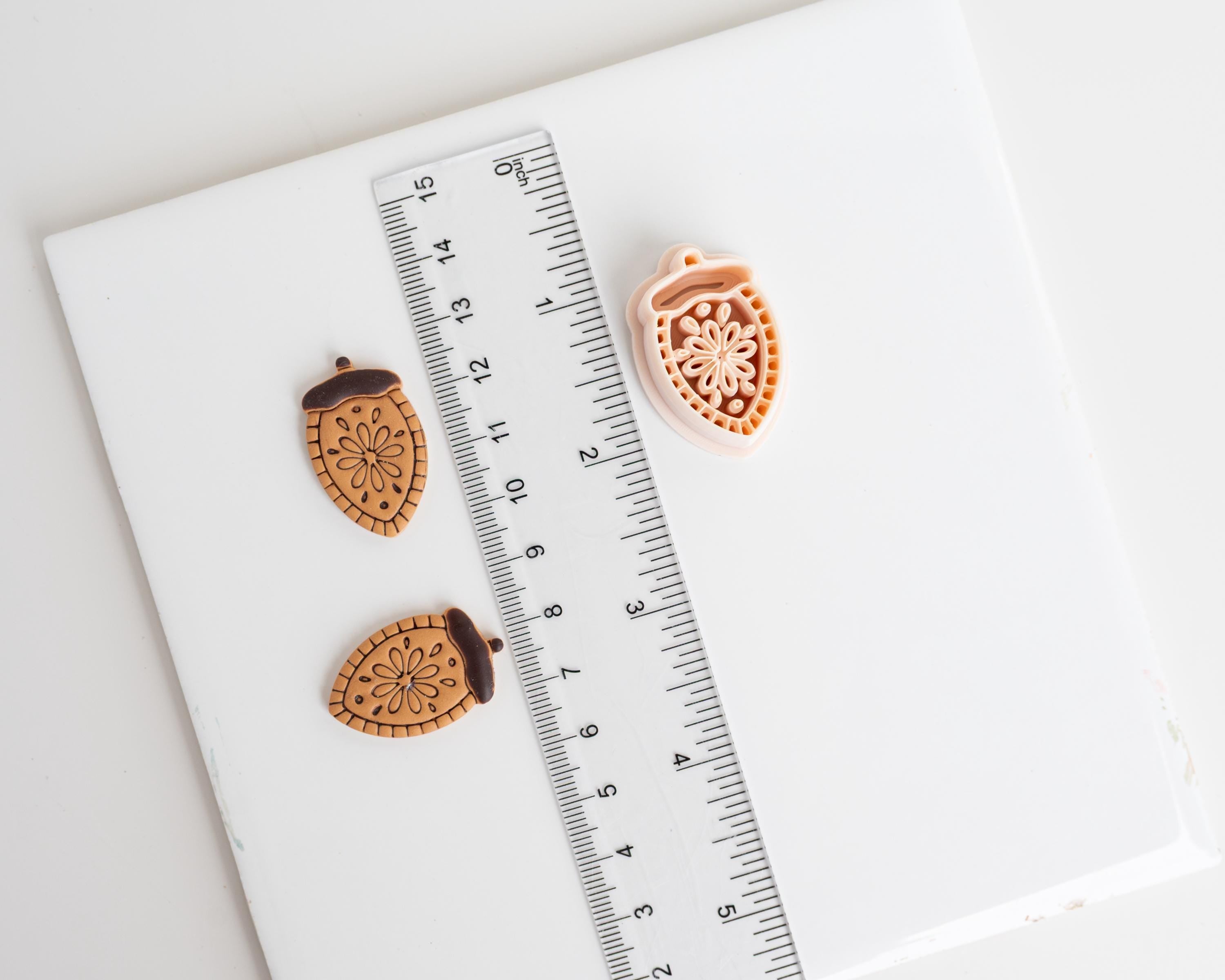 Embossed Acorn | Fall Halloween Embossed Clay Cutter
