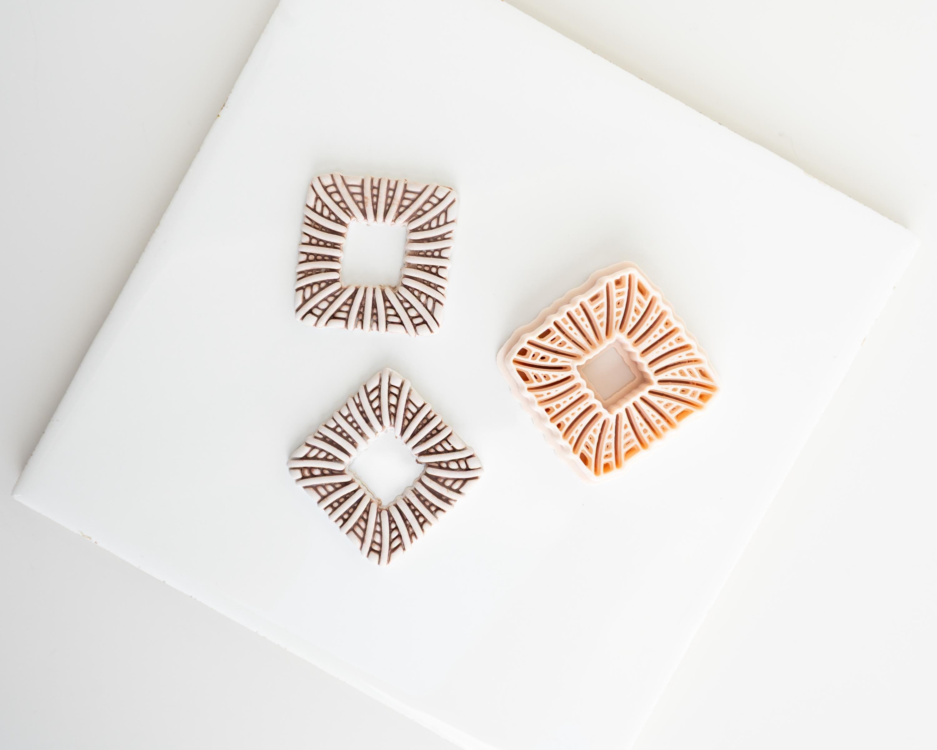 Wicker Square | Rattan embossed cut-out clay cutter