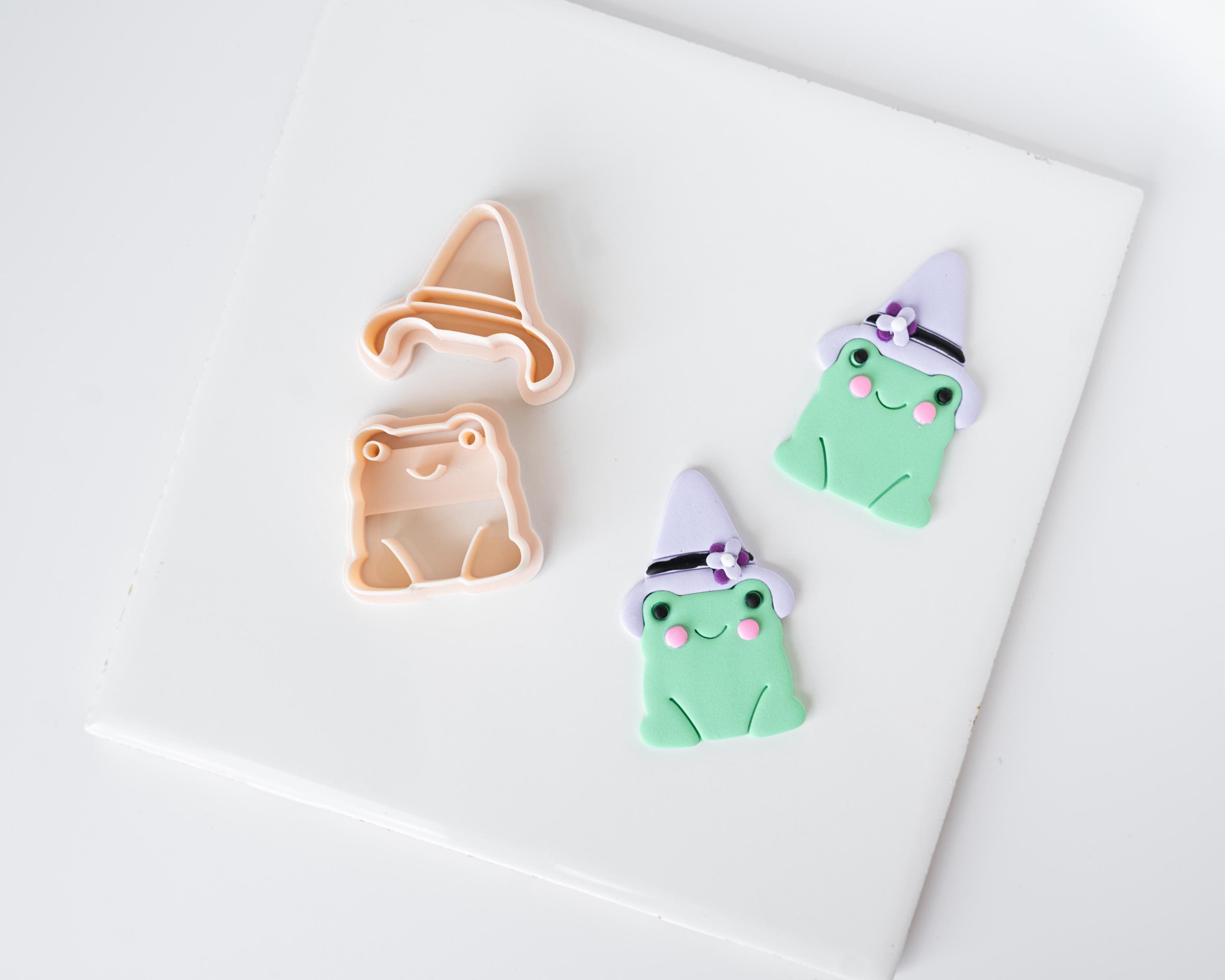 Frog Witch - Clay Cutter Halloween with Witches Hat