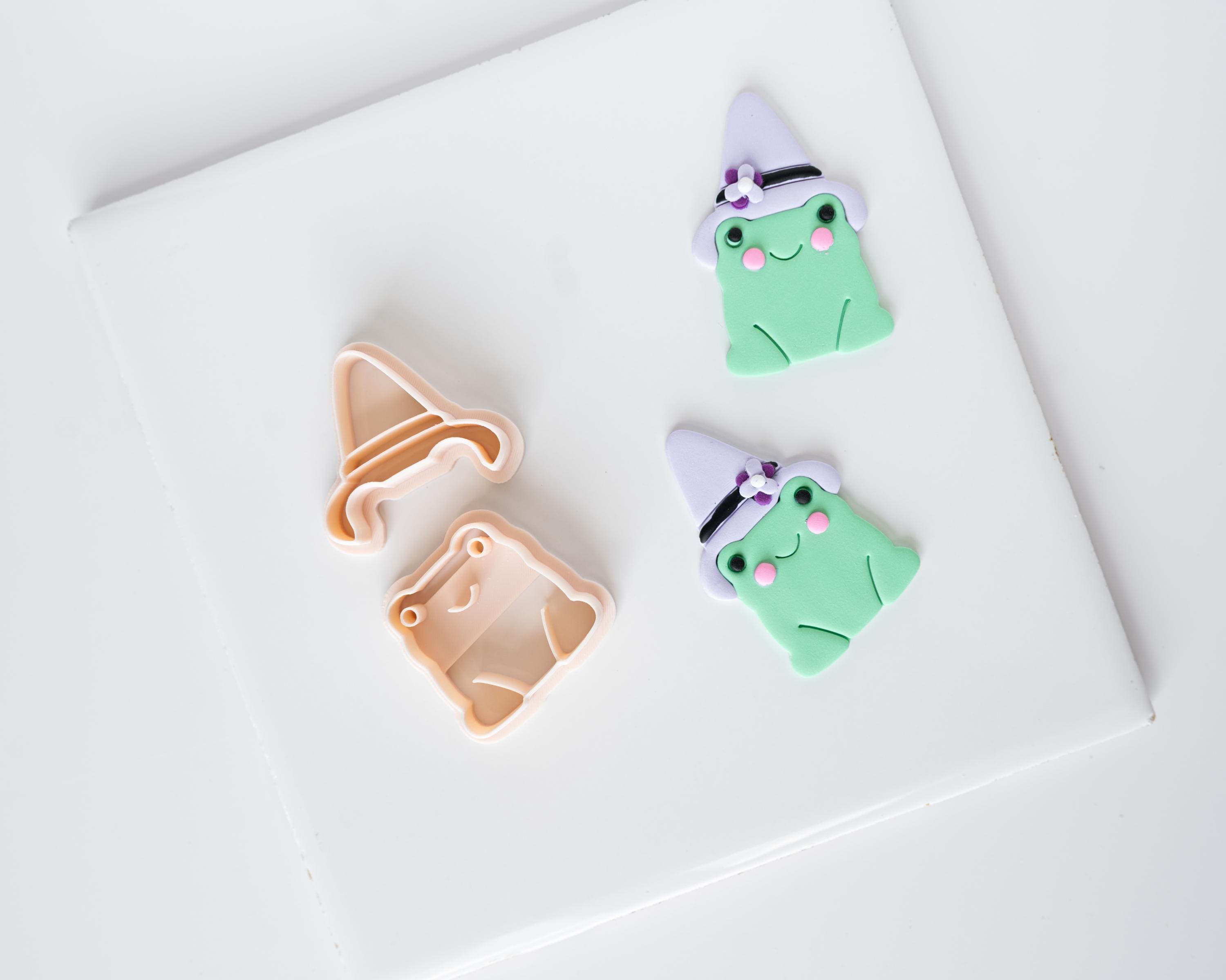Frog Witch - Clay Cutter Halloween with Witches Hat
