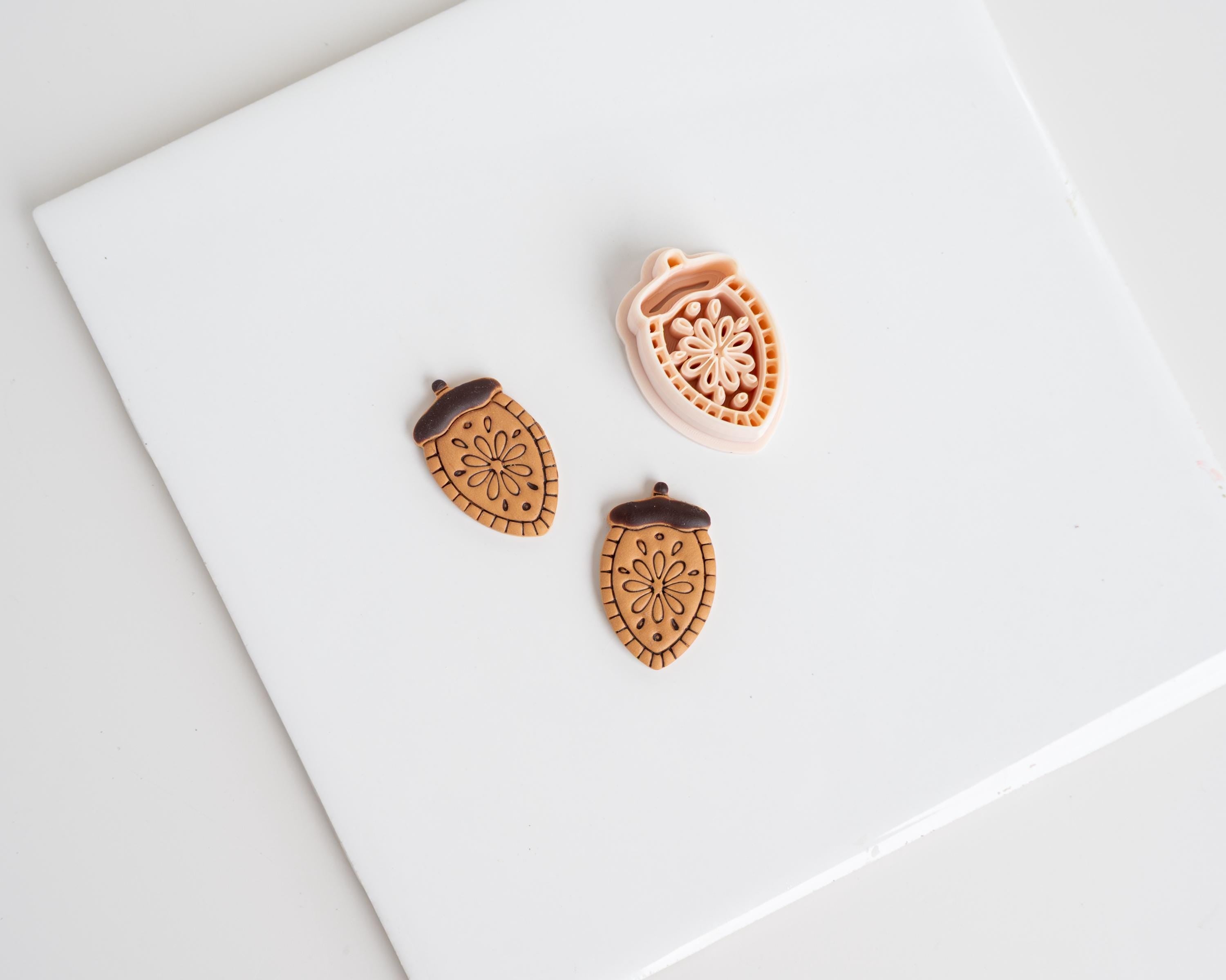 Embossed Acorn | Fall Halloween Embossed Clay Cutter