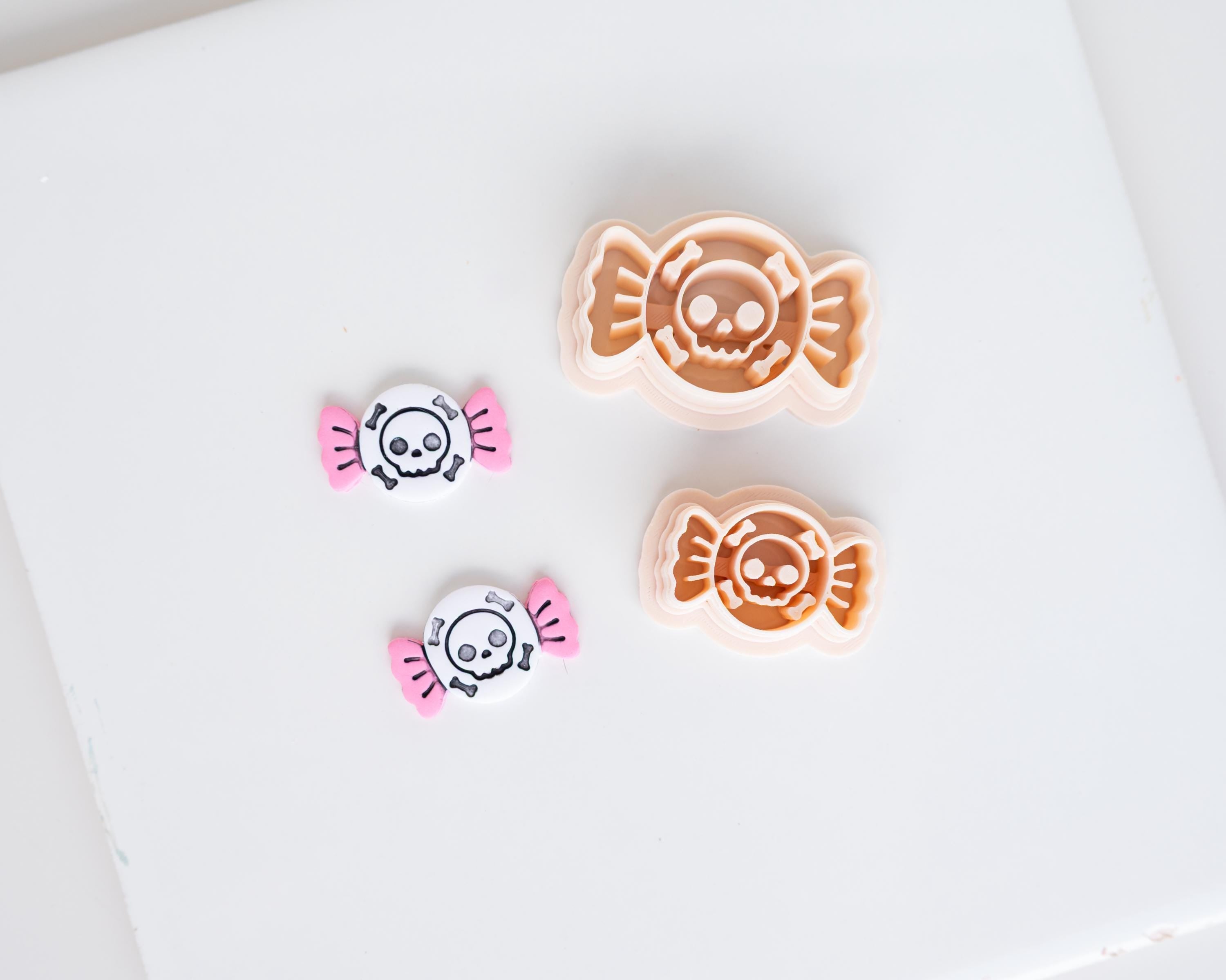 Goulish Halloween Candy | Monster, Eyeball, Frankenstein, Skull, Bat