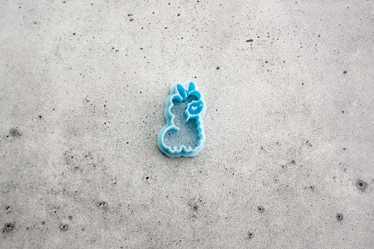 Llama Clay Cutter: Fluffy Embossed Design, 2 Sizes