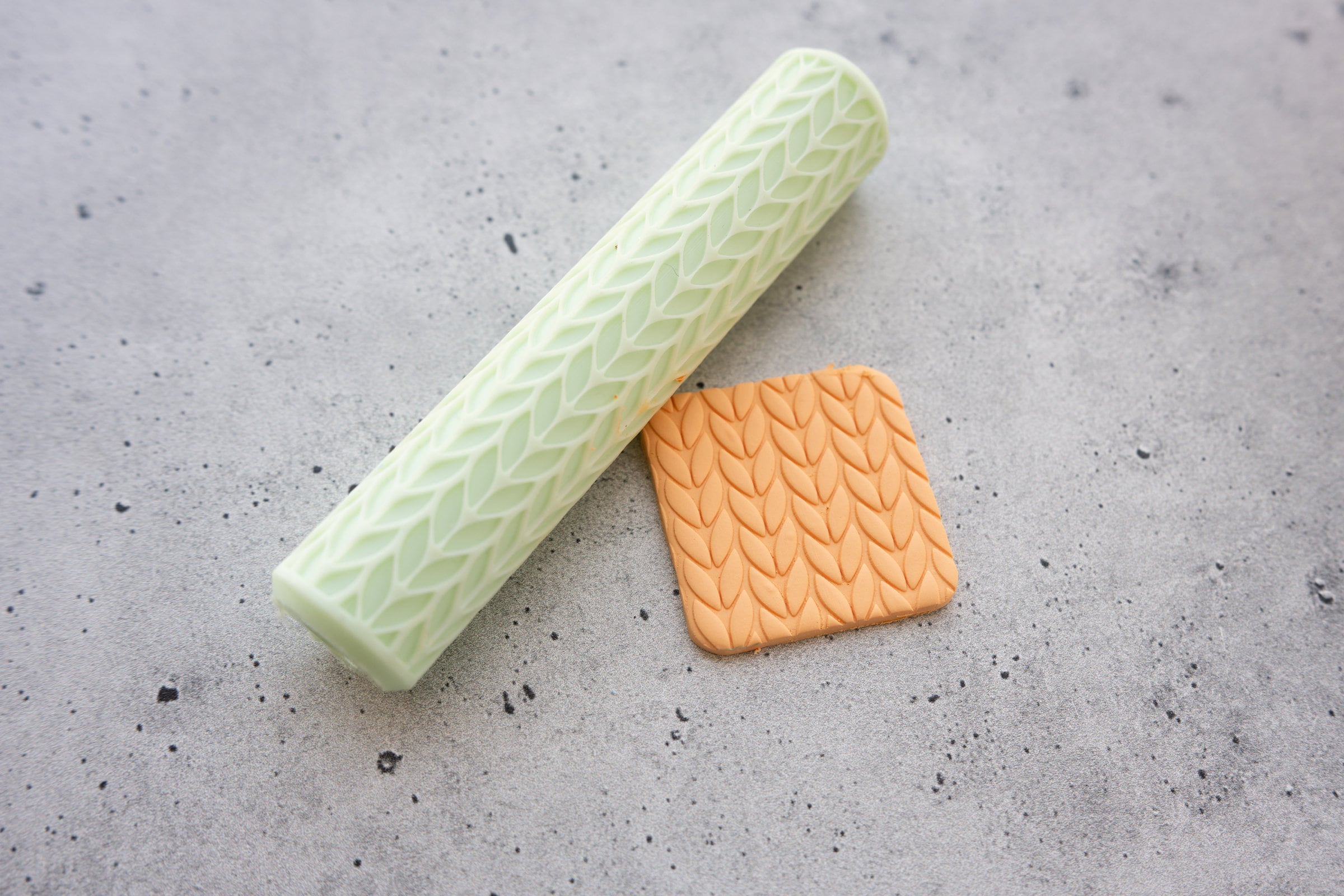 Knit -  Fabric Resin Texture Roller