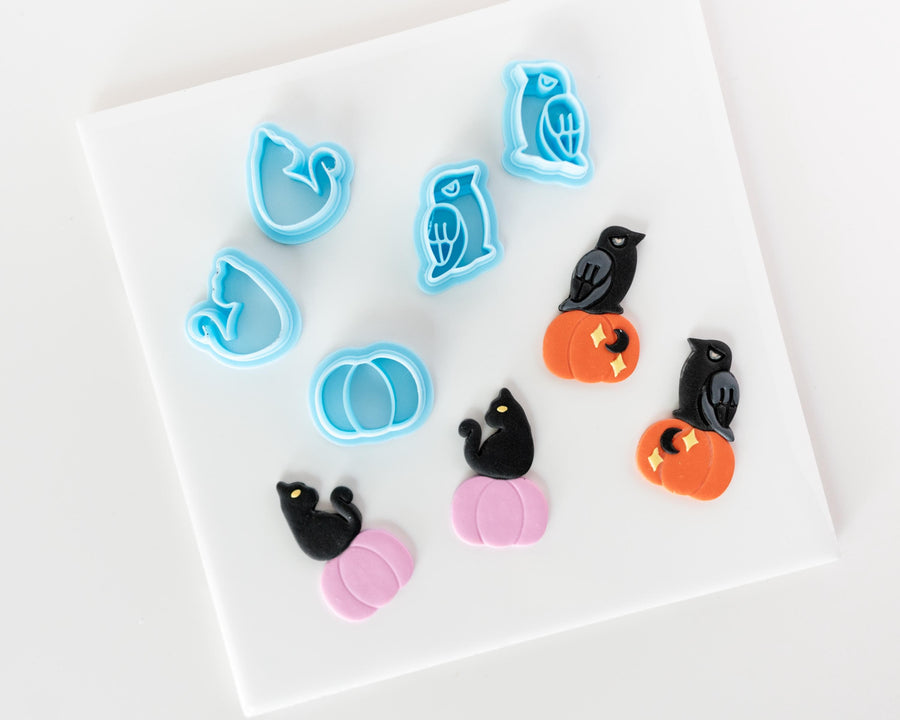 Pumpkin Friends - 3 or 5 piece set - Cat and Raven