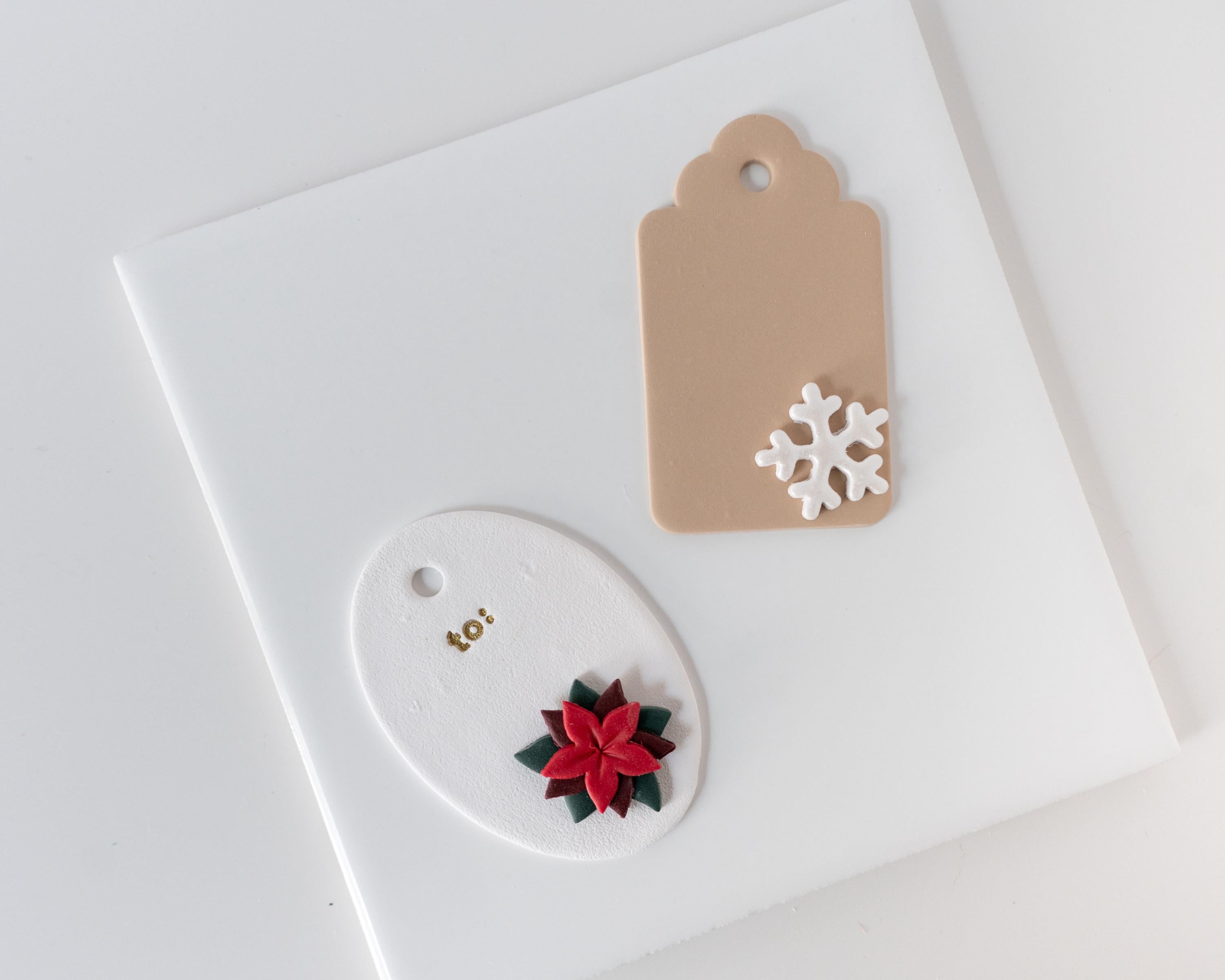 Gift Tag - Set of 4 tags and 2 stamps