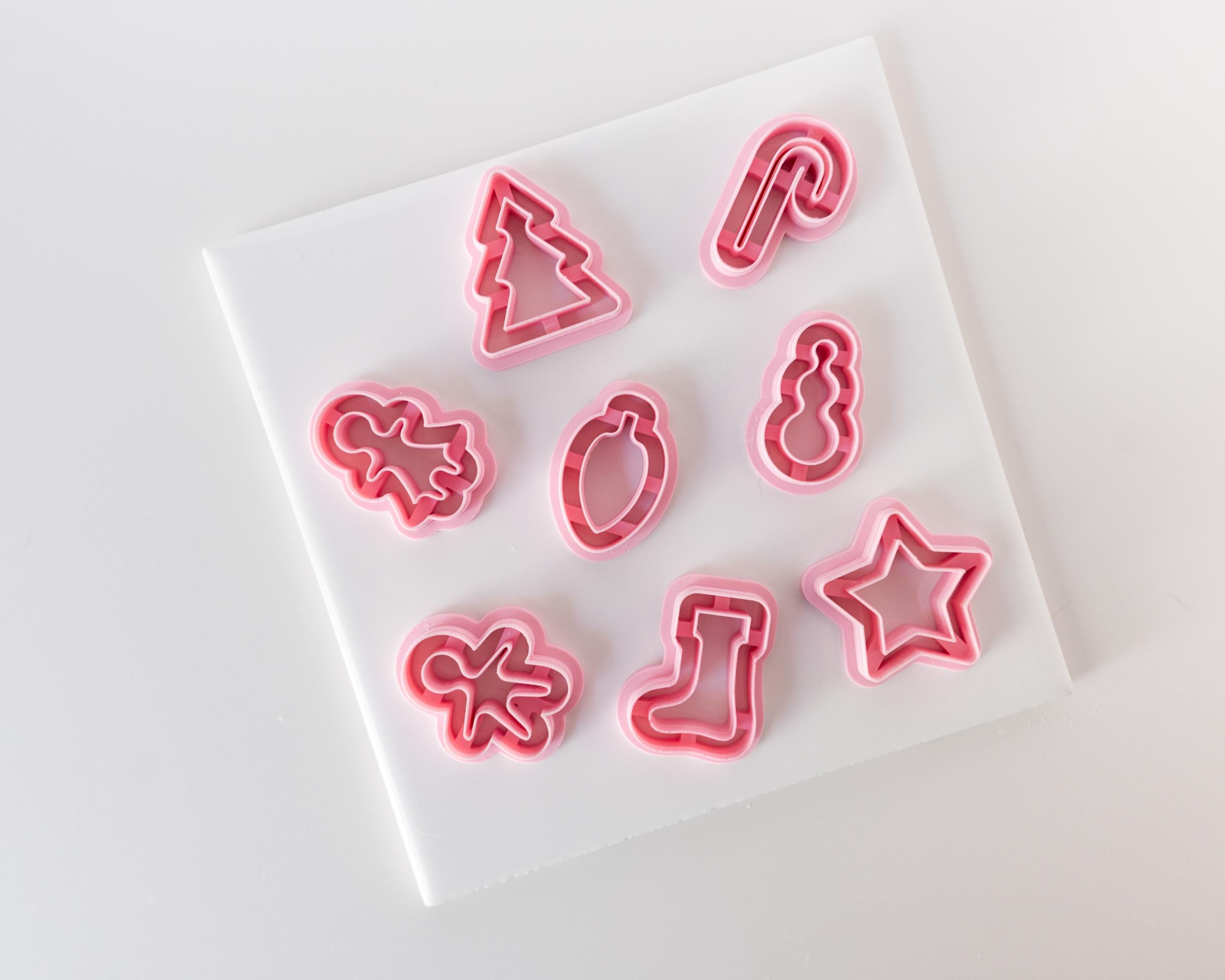 Holiday Outlines - Cutout clay cutters