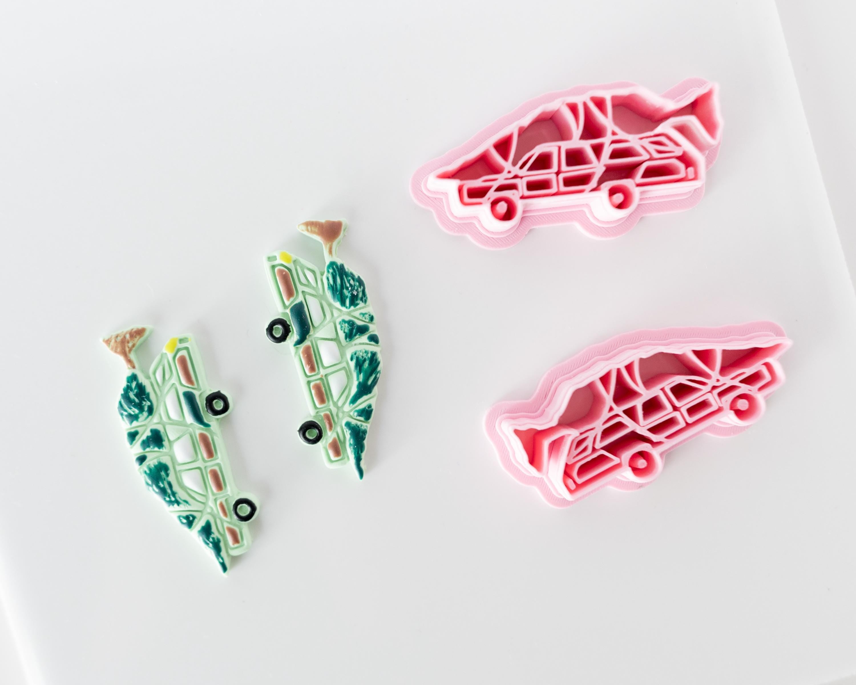 It's a Beut Clark - Hand-Drawn Car with Tree - Christmas Vacation Clay Cutter