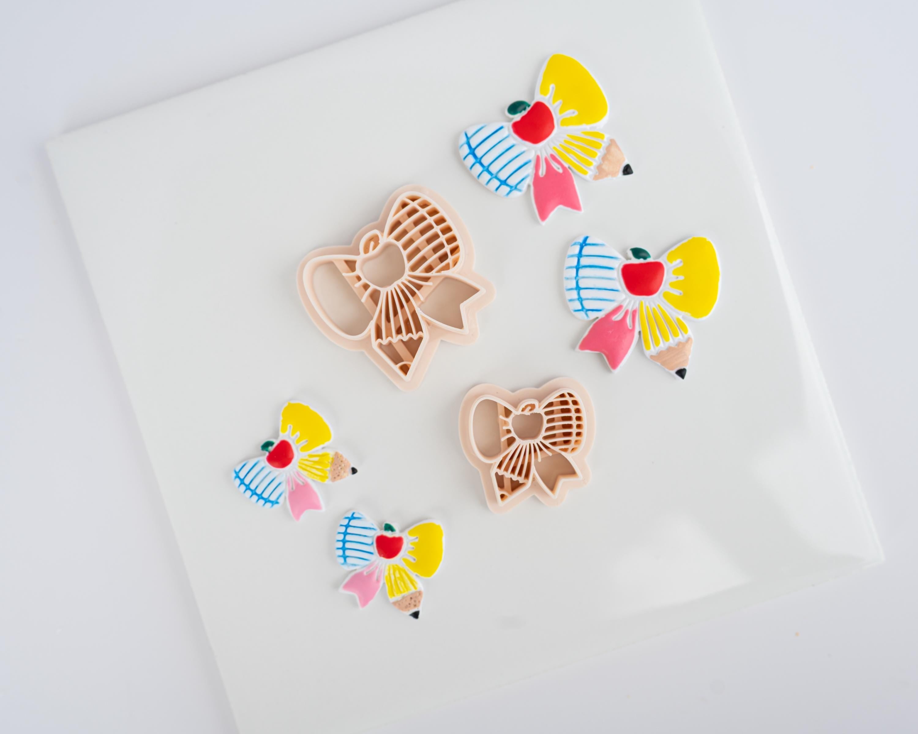 Back to School Bow / Pencil Ribbon