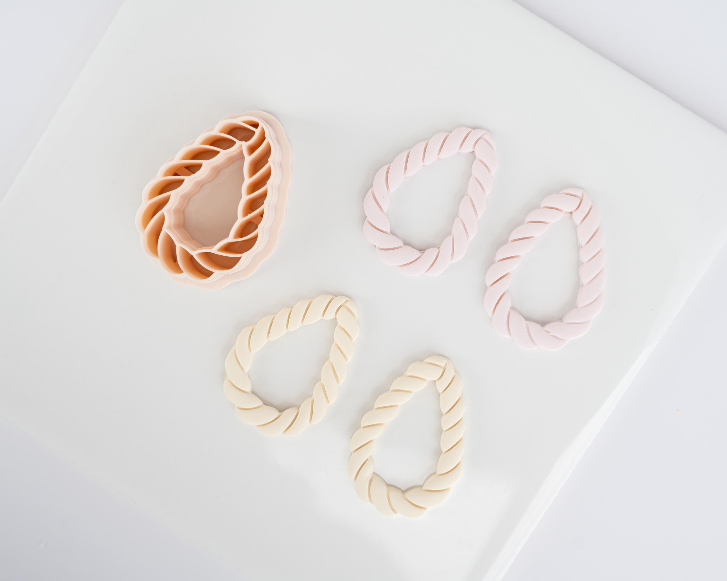 Roped Dangle Drop