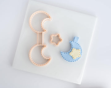 Moon and Star - Stitched Clay Leather Effect Keychain - Booktok Keychain