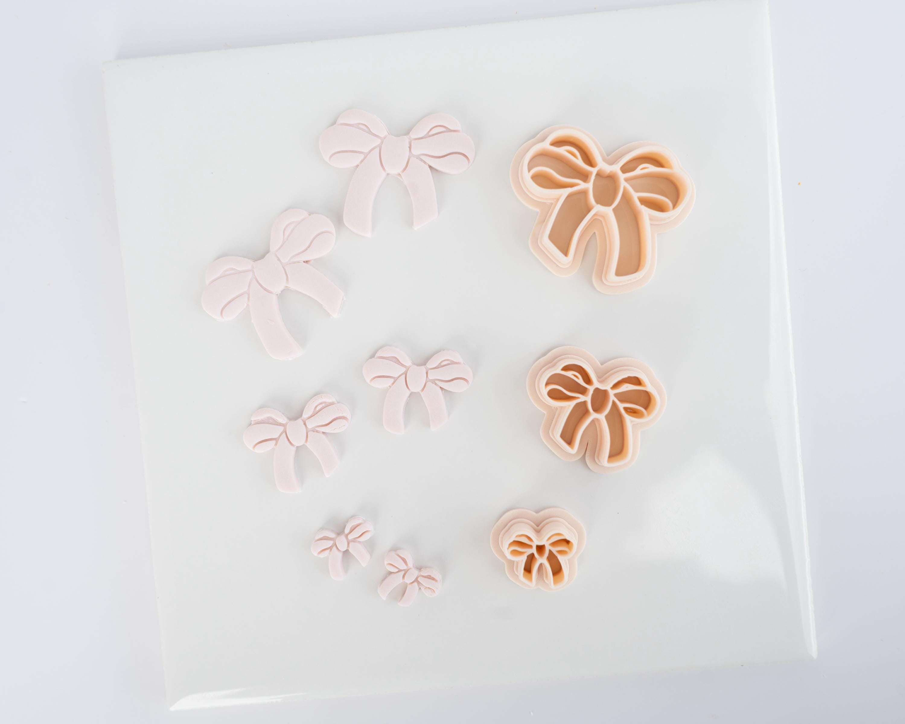 Bow Clay Cutters - Set 4