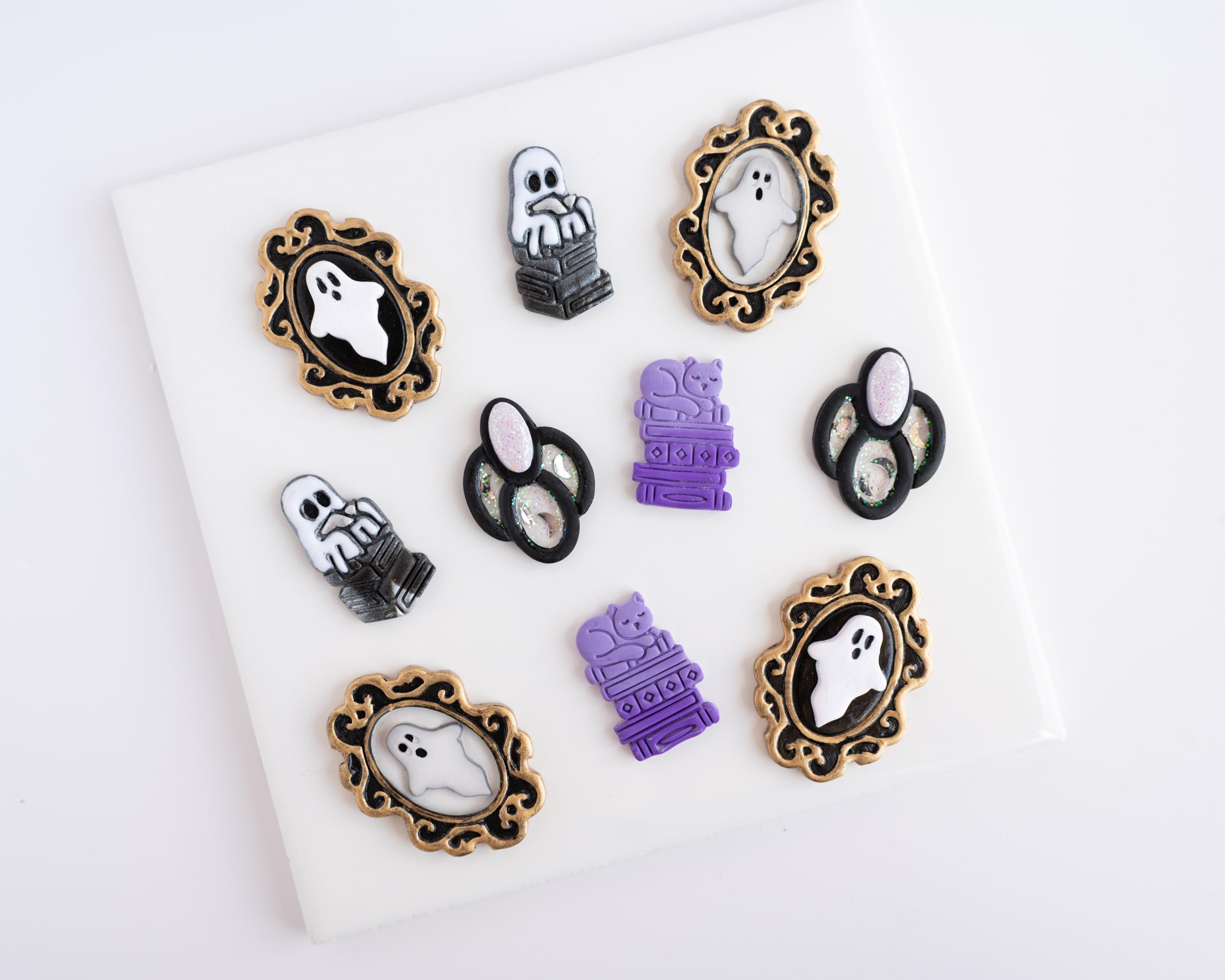 Gothic Frame with Ghost - 2 piece set