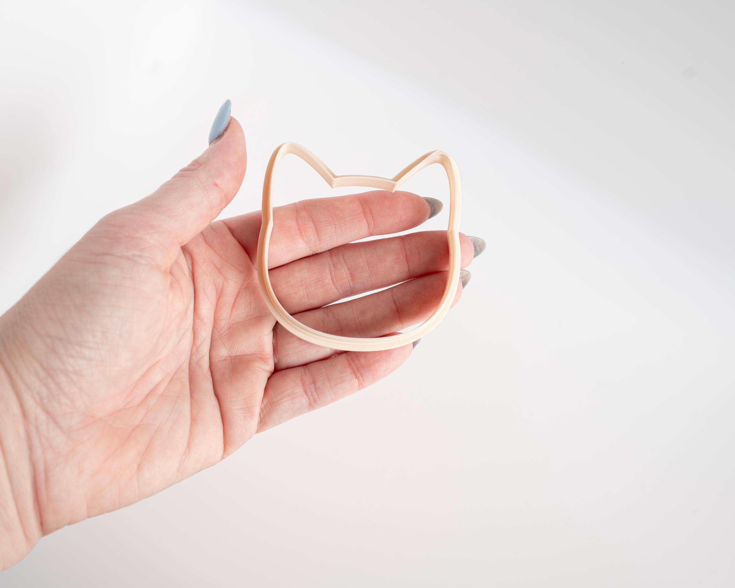 Ornament Collection: Cat Head