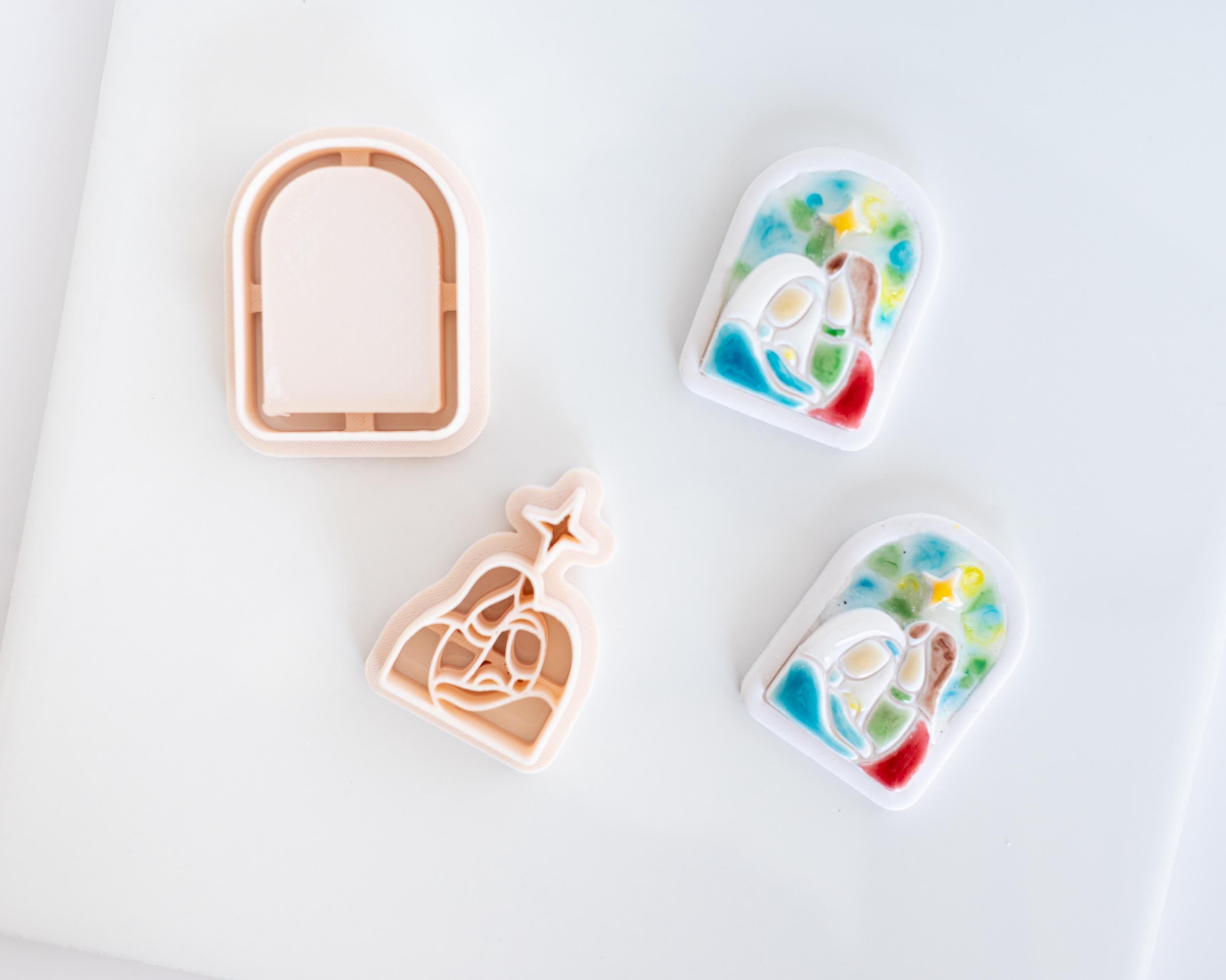 Stained Glass Nativity Scene - 2 Piece Christmas Clay Cutter