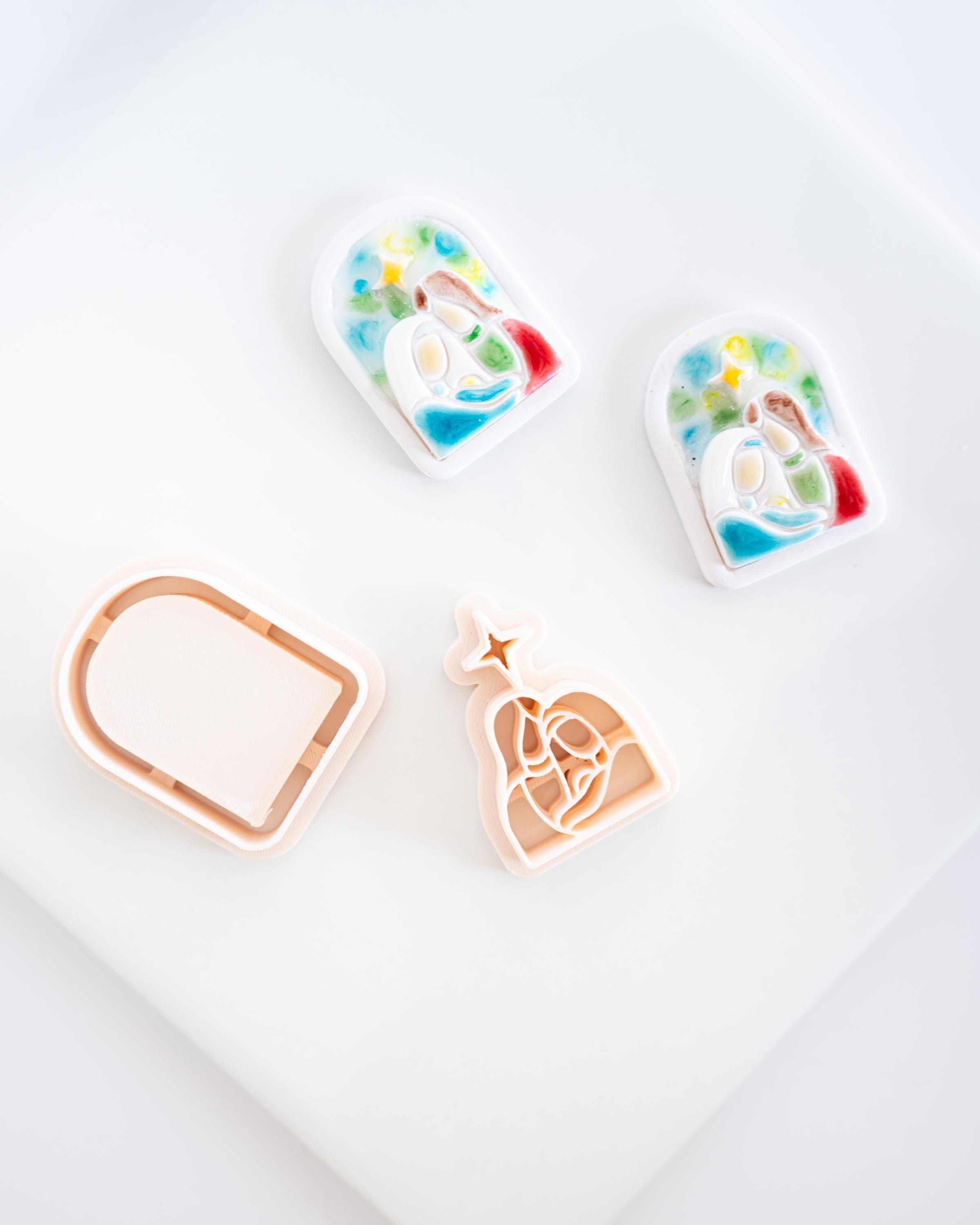 Stained Glass Nativity Scene - 2 Piece Christmas Clay Cutter