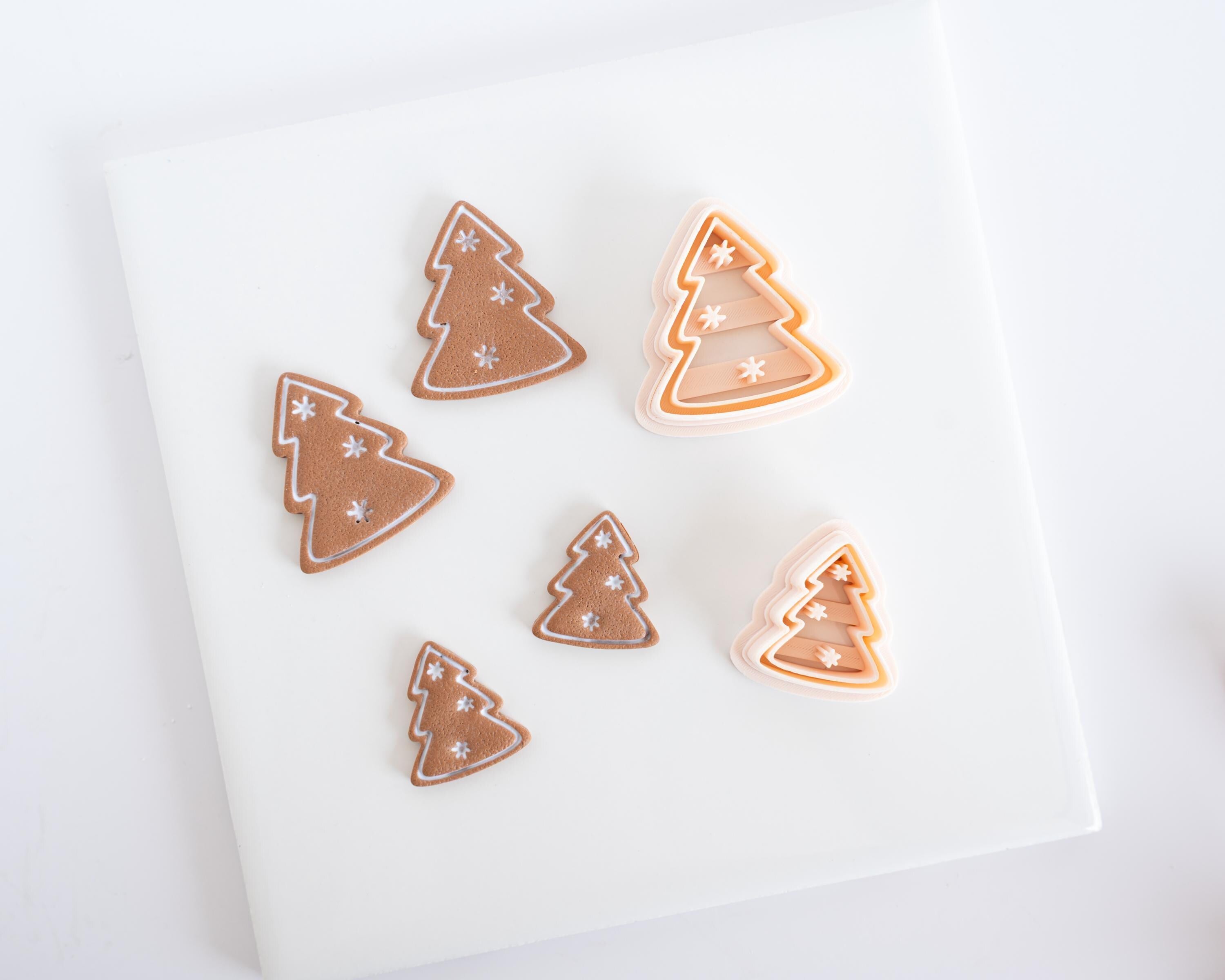 Gingerbread Christmas Tree - Christmas Clay Cutter