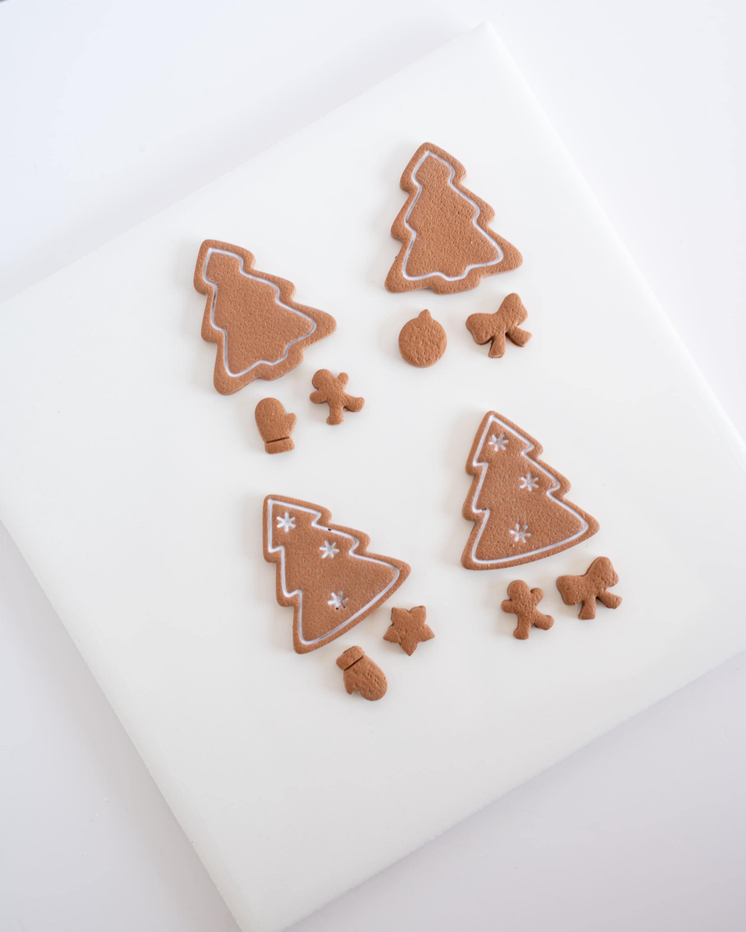 Gingerbread Christmas Tree - Christmas Clay Cutter