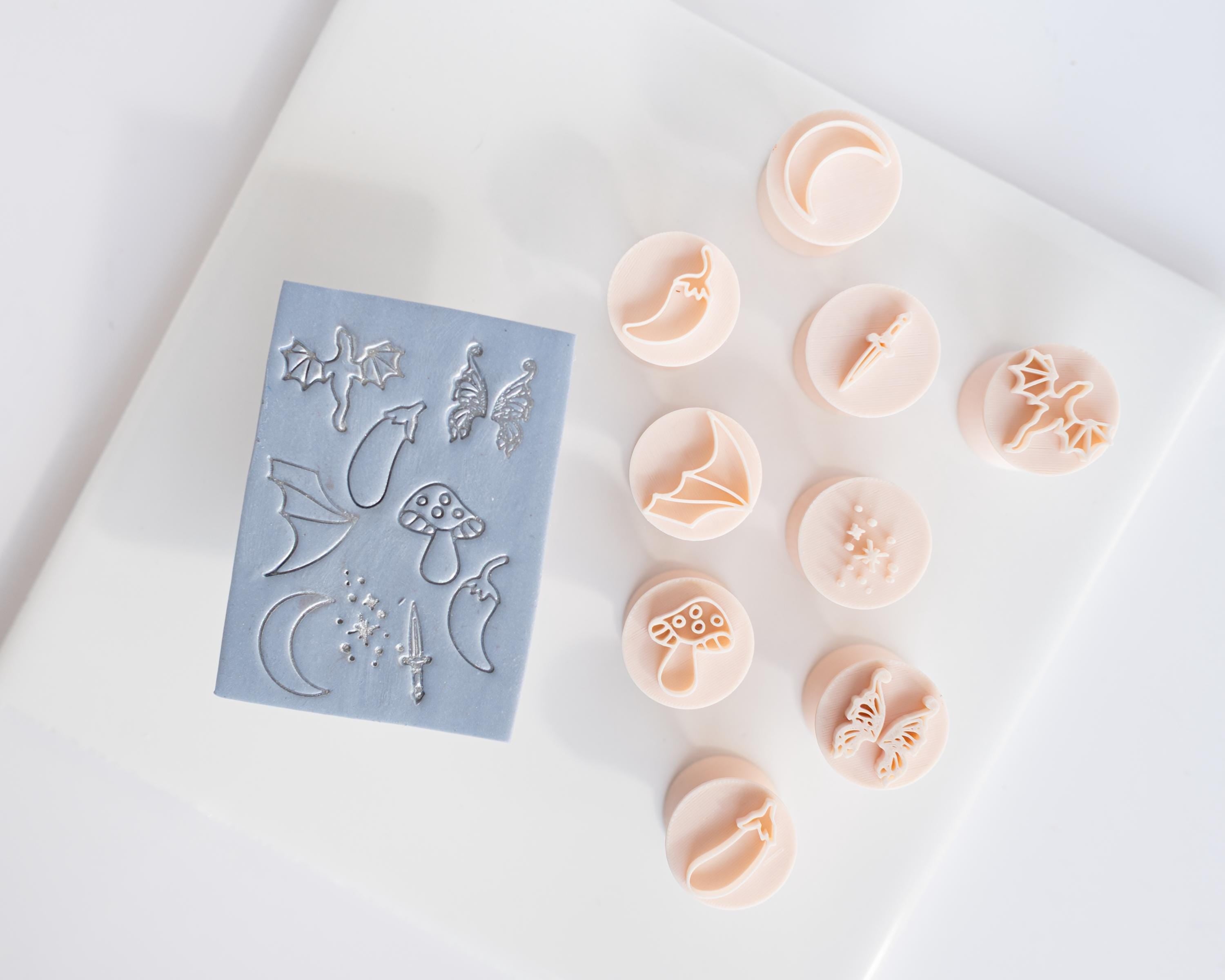 Romantasy Stamps - Bookish Clay Stamp with easy to hold handle