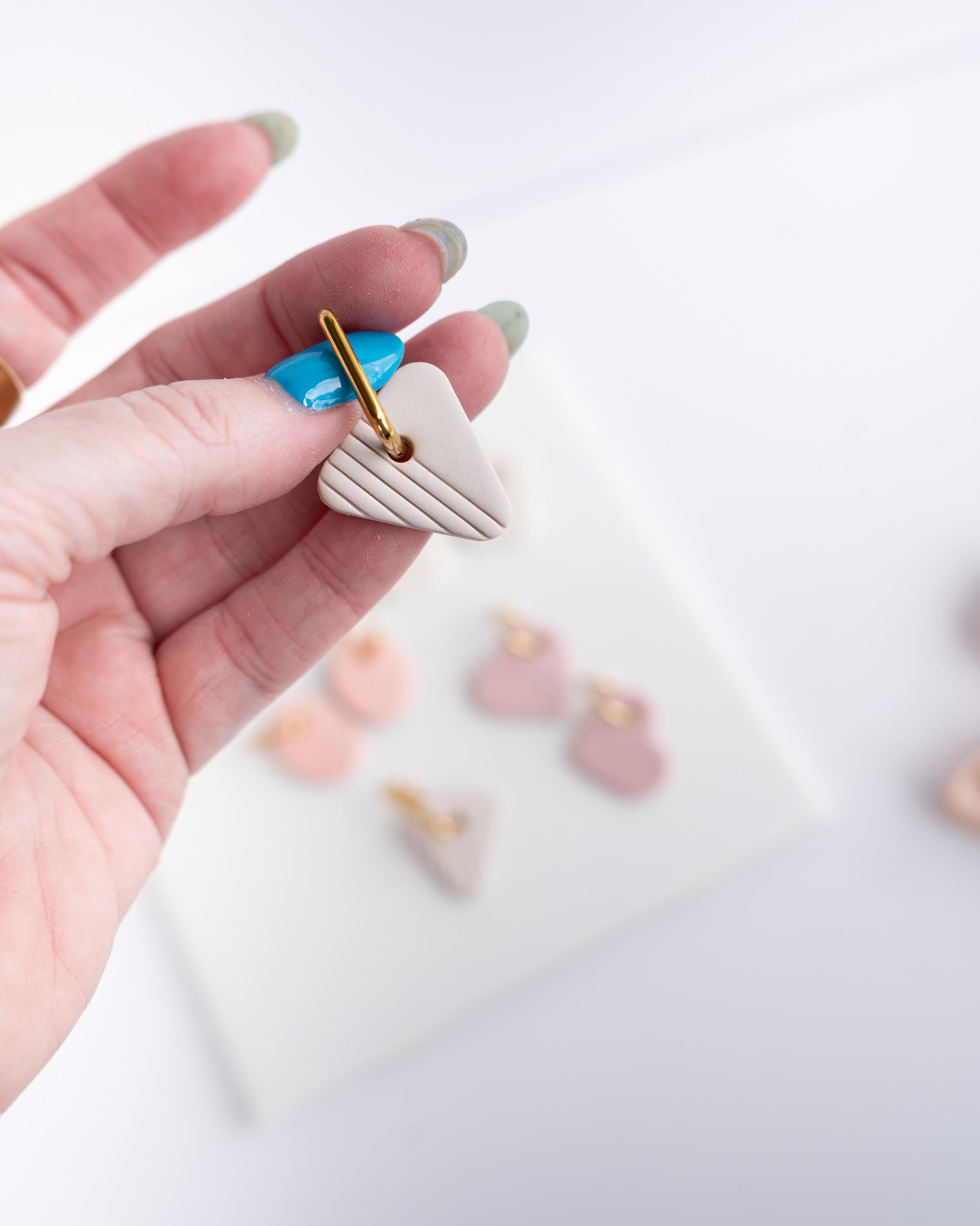 Basic Geo Studs and Cutters - Lines