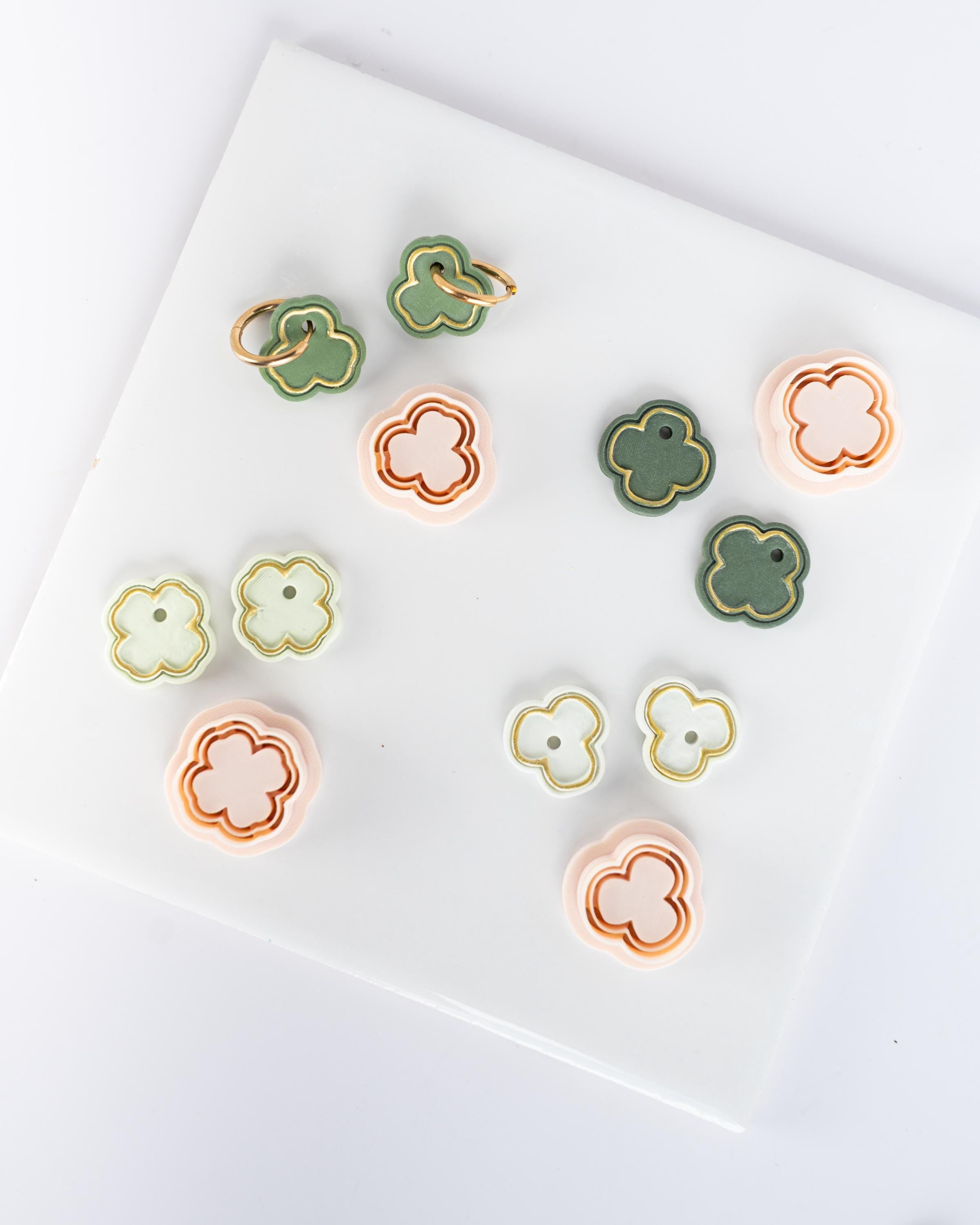 Precious Stones Clovers - Embossed