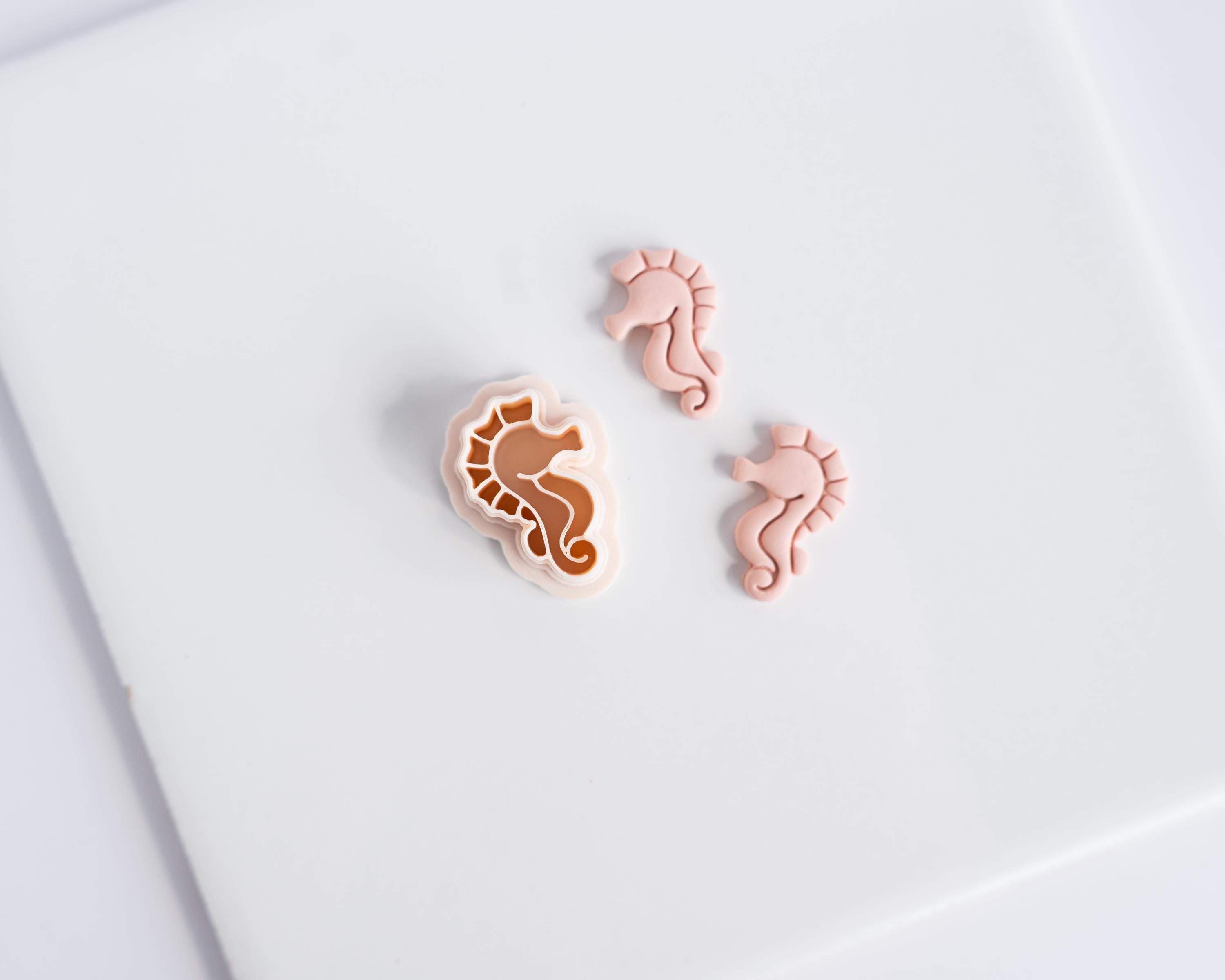 Sea Studs: Anchor, Dolphin, Sand Dollar, Sea Horse, Turtle and Whale